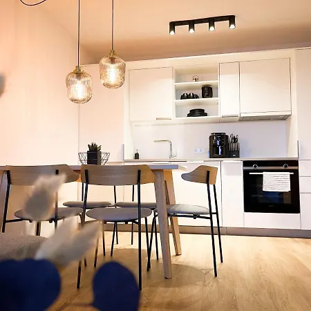 Pam Apartment *